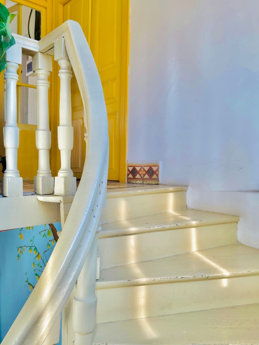 Interior of Avenue Hotel, Girne