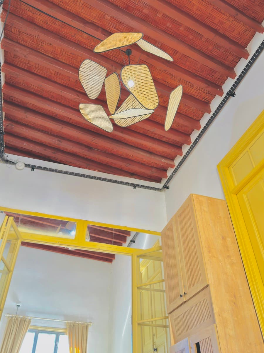 Interior of Avenue Hotel, Girne
